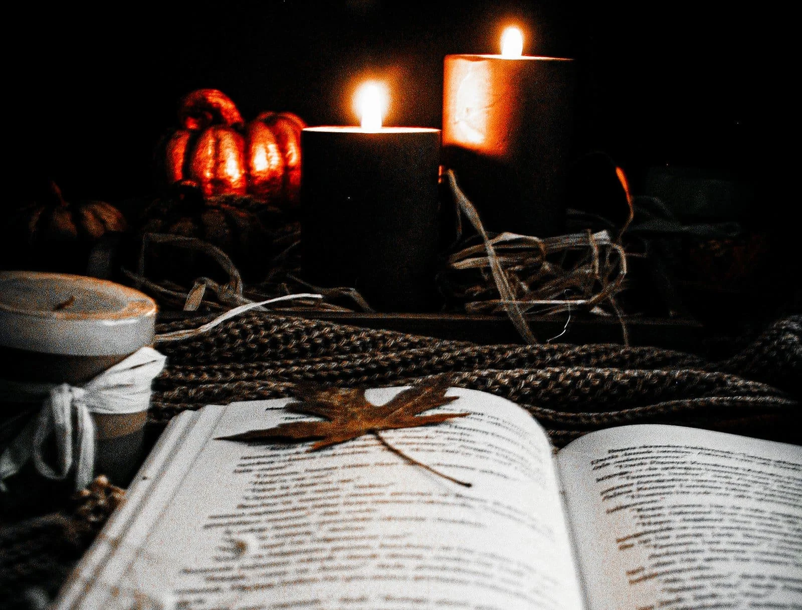 5 Haunting Reads You Must Pick Up This Halloween Season